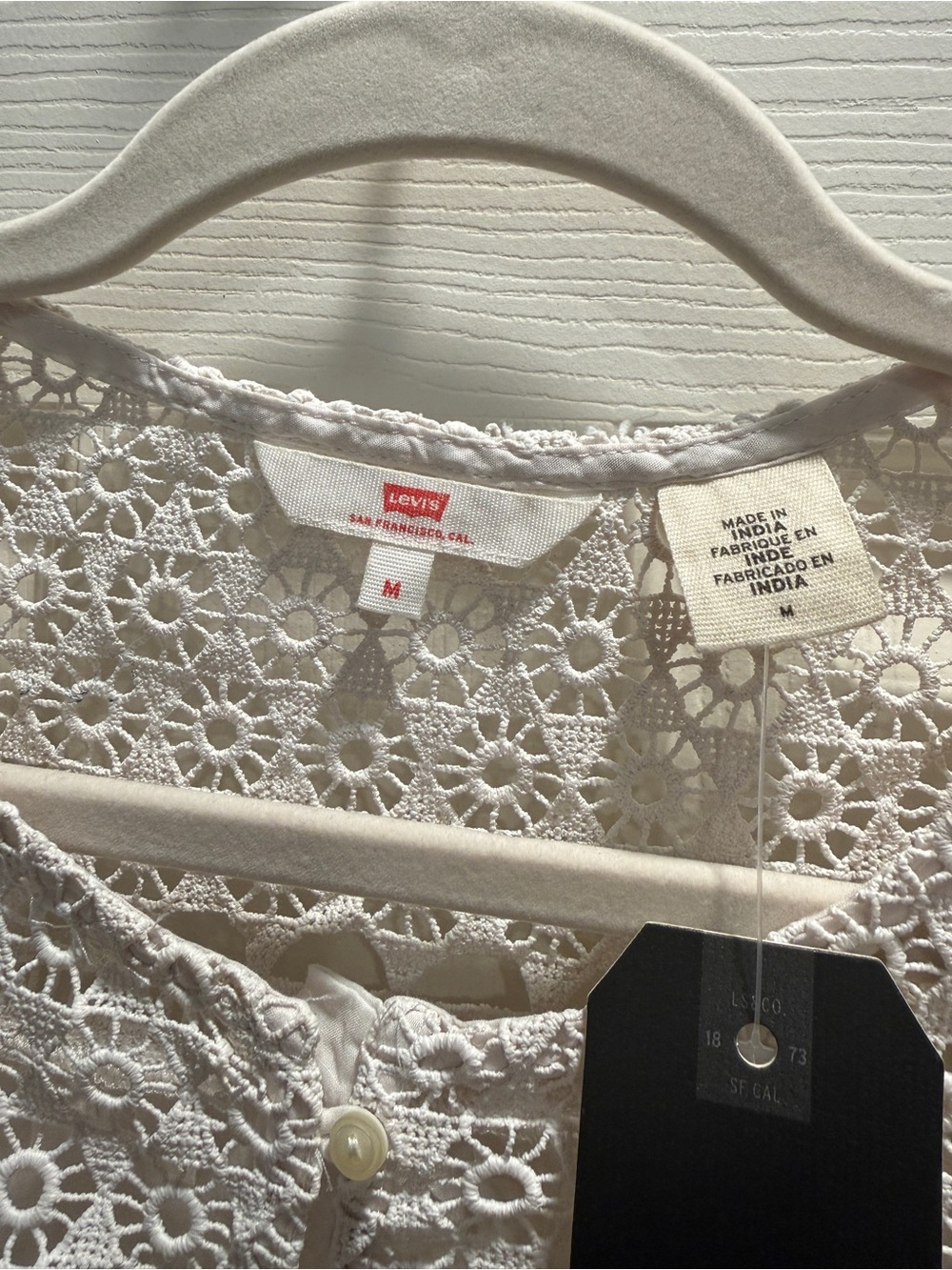 NWT Levi’s White Lace Crochet Blouse Medium Boho Cottagecore Eyelet Cotton Top - Picture 6 of 11